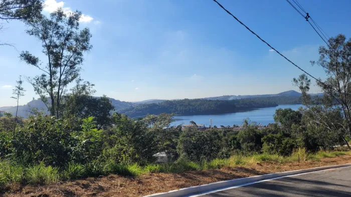 Lote de 1.000m² no Vista da Lagoa