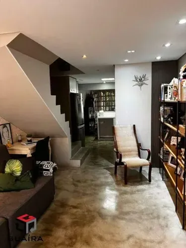 Sobrado de 120m² localizado no Bairro Demarchi em SBC - SP