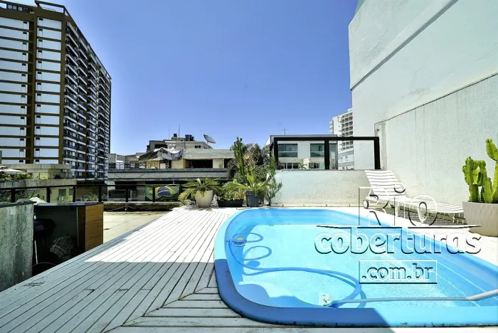 Cobertura à venda no Jardim Oceânico. Barra. Duplex. Única