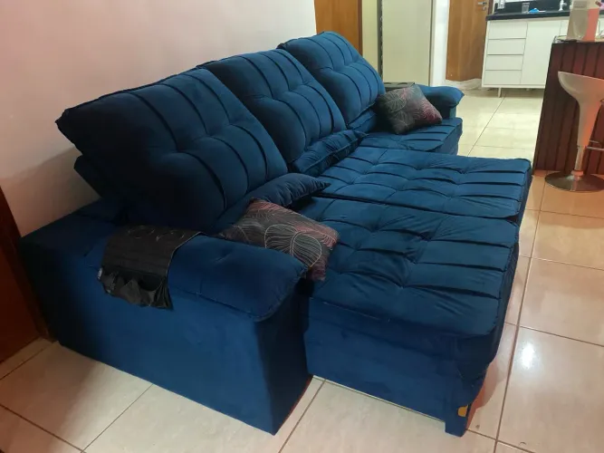 Sofá retrátil reclinável. 2,90 mts, Entrega + Montagem Grátis.