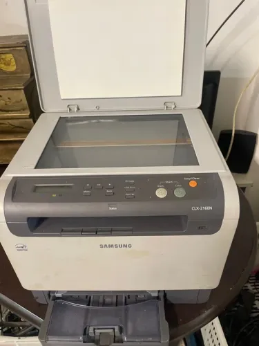 Impressora Samsung CLX-2160N no estado