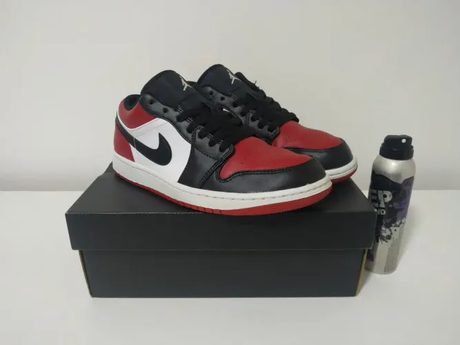 Air Jordan 1 Low Bred Toe 