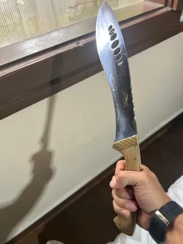 Faca de coleção com bainha de couro 30 de lâmina
