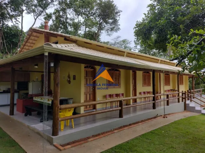 VENDO LINDO SÍTIO COM 4 SUÍTES NO CONDOMÍNIO NOSSO RANCHO" COM 2.500m² Em Contagem