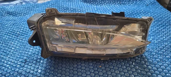 Milha direito Lexus NX200 14/17 Original