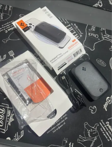 Carregador Magnético Wirelles Spigen (Magsafe homologado Apple)