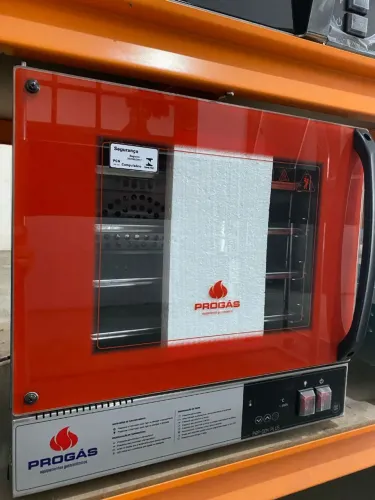 NZ. Forno elétrico convector digital 4 assadeiras PROGÁS 