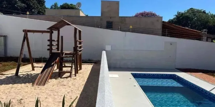Casa com 3 dormitórios à venda, 96 m² por R$ 400.000,00 - Chácaras Americanas - Anápolis/G