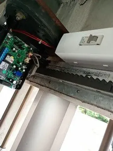 Manutenção e Reparos em Portões Eletrônicos TECNOSERVICES