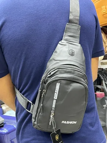 Pochete transversal estilo bag