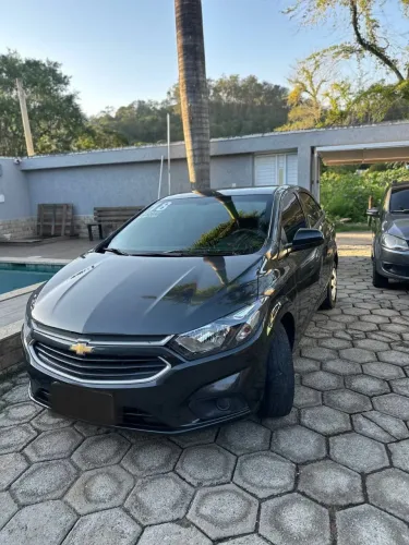 Chevrolet Onix JOY Hatch 1.0 8V Flex Mec. 4P 2018