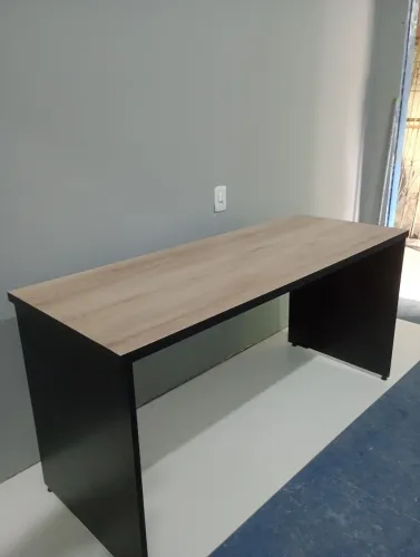Mesa de escritório 100% MDF
