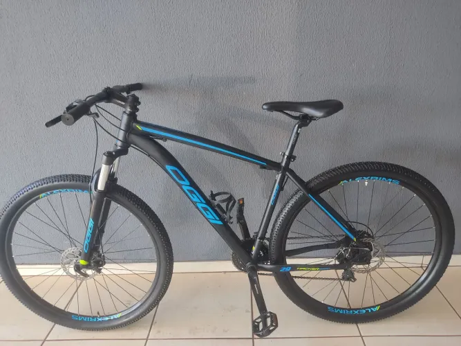 Bicicleta OGGI hacker HDs tamanho 19
