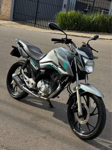 Vendo ou troco por carro 