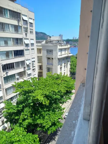 Apartamento no Flamengo, excelente localização.