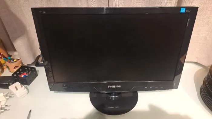 Monitor 19 polegadas Philips 