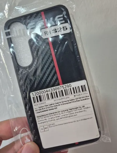 Capinha de fibra de carbono pra Samsung s25