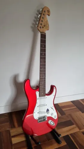 KIT Guitarra Tagima + amp Behringer + pedal Looper