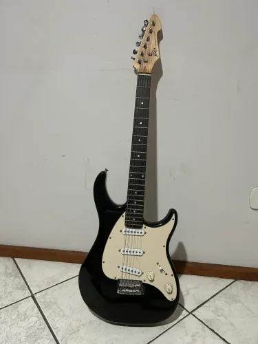 Guitarra Peavey Raptor Plus EXP 