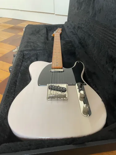 Guitarra Squier Telecaster Classic Vibe