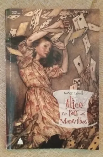 Livro Alice no país das maravilhas