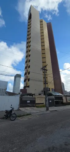 ? Venda de Apartamento em Manaíra - Andar Alto e Vista para o Mar! 04 QUARTOS