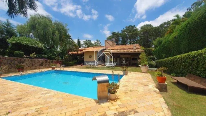 Casa de Condomínio em Salto para aluguel Condomínio Monte Belo - SP | 4 quartos Área total