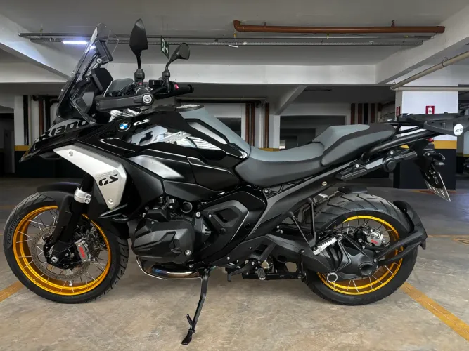 BMW R 1300 GS TRIPLE BLACK 