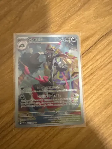 Carta de pokemon Grafaiai ilustrado estrela dourada em perfeito estado