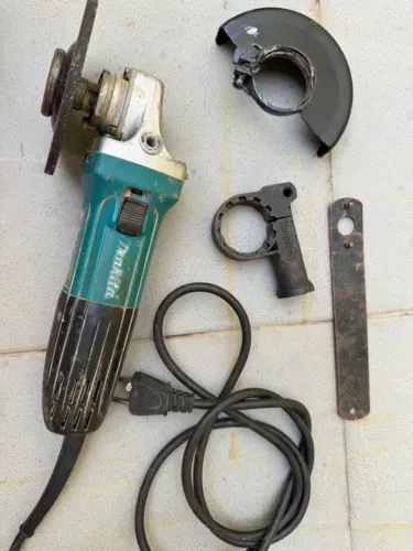 esmerilhadeira angular makita ga4530