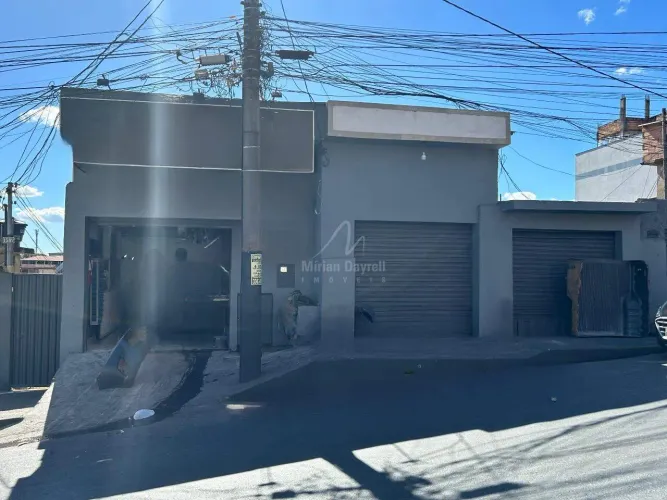 Oportunidade a venda na Avenida Iraí lote de 360m