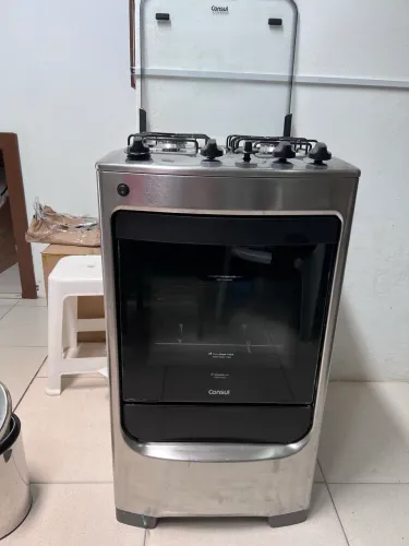 Fogão Cônsul 4 bocas acendimento automático.