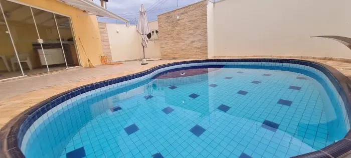 Sobrado - Jardim Europa - Próximo da Av. Getúlio Vargas