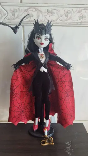 Monster High Dracula Skullector
