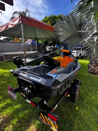 Jet Ski GTI170 com Carretinha