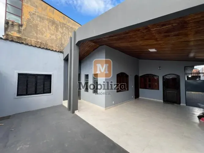 Casa com 4 quartos sendo 2 suítes no Conjunto Marechal Rondon 250M²