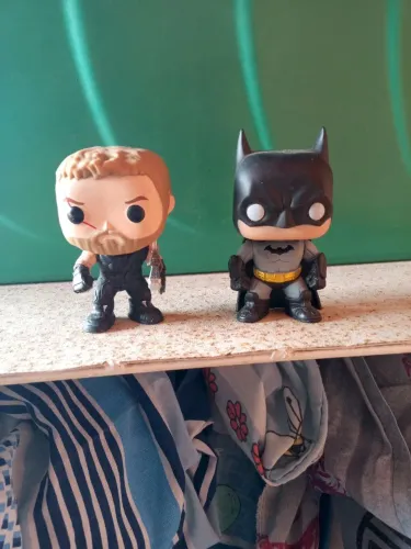 Funk Pop Batman + Thor - Descrição