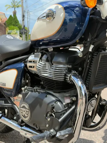 Royal Enfield Super Meteor 650 IMPECÁVEL | IPVA 2026 PAGO