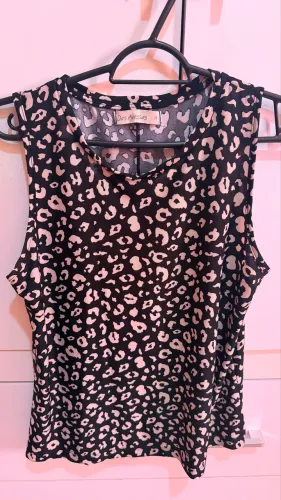 Blusinha Tamanho M