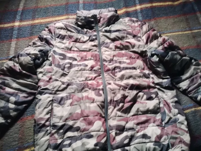 Jaqueta Bomber camuflada 