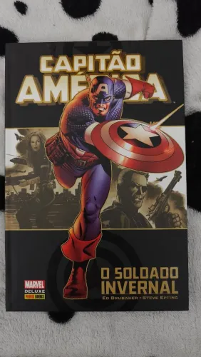 HQ (História em Quadrinho) - Marvel - Capitão América: O soldado invernal (Capa dura)
