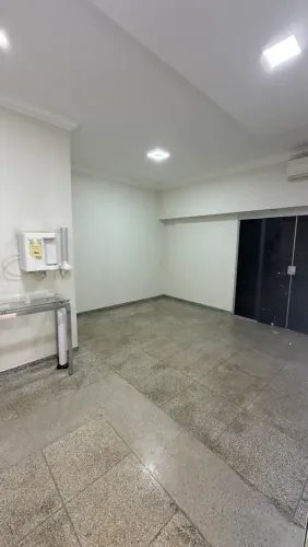 Excelente Imóvel comercial no jardim América ao lado da avenida T-9 , super oportunidade.