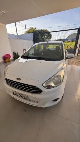 Ford KA+ Sedan 1.5 16V Flex 4P 2015