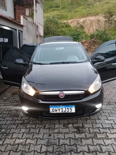 Fiat Grand Siena Essence 1.6 Flex 16V 2014