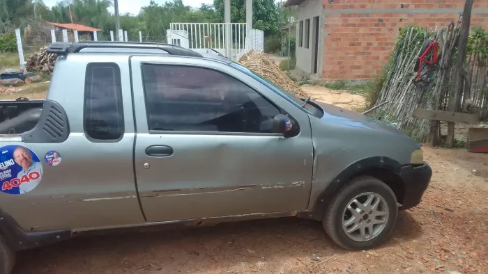Fiat Strada 1.3 MPI Fire 8V 67cv CE 2003