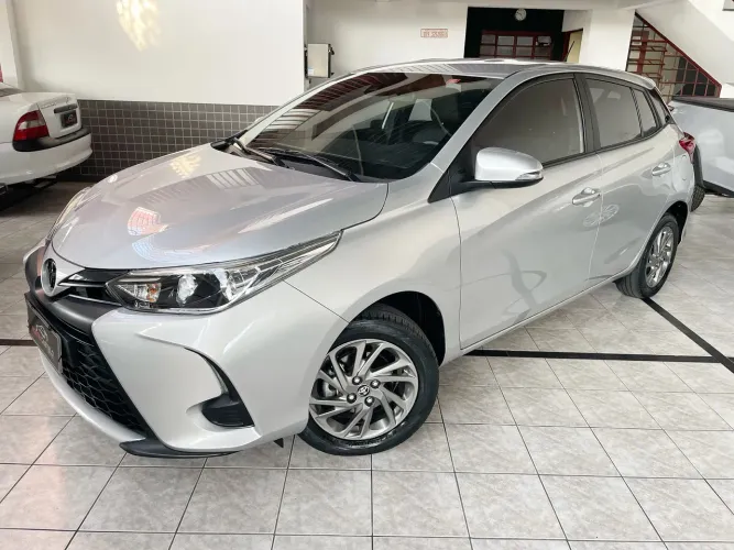 Toyota Yaris XS 1.5 Flex 16V 5P Aut. 2023
