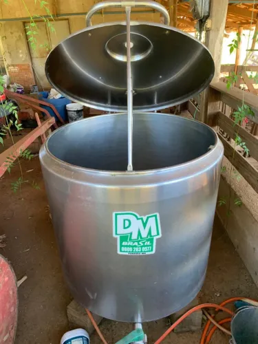 RESFRIADOR DE LEITE 300lt - Cambui/MG
