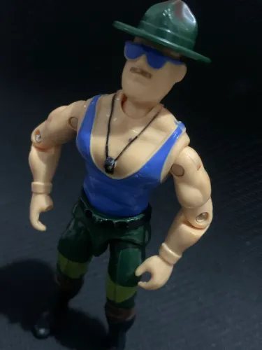 Comandos em ação Boneco Gijoe Braço Forte 