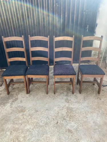 4 Cadeiras forrada