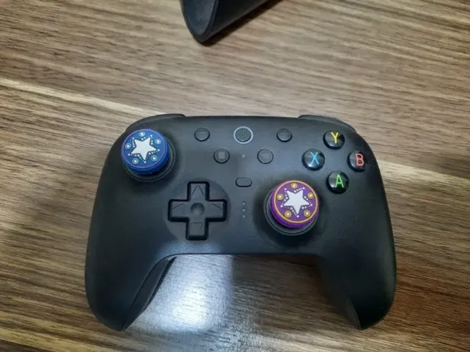 Controle Sem Fio 8BitDo Ultimate 2 usado